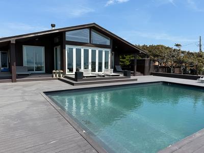 Island Properties Feature House
