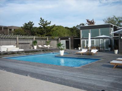 Island Properties Feature House