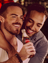 Coca-Cola Zero Sugar - #loveislove - men